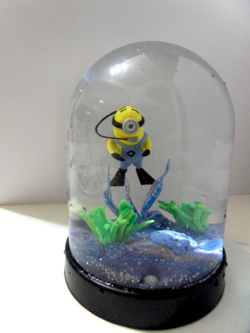 Creating A Diving Minion Snow Globe Design